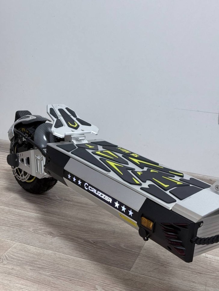 Электросамокат CRUZZER T3-MAX