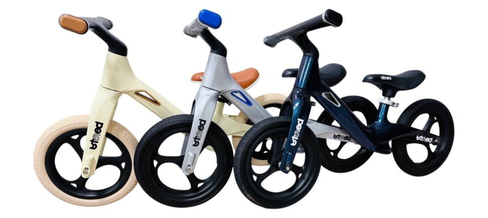 Беговел Marco 12" white metallic